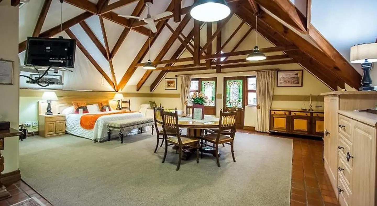 The Woodpecker Inn LOUNGE_LOBBY