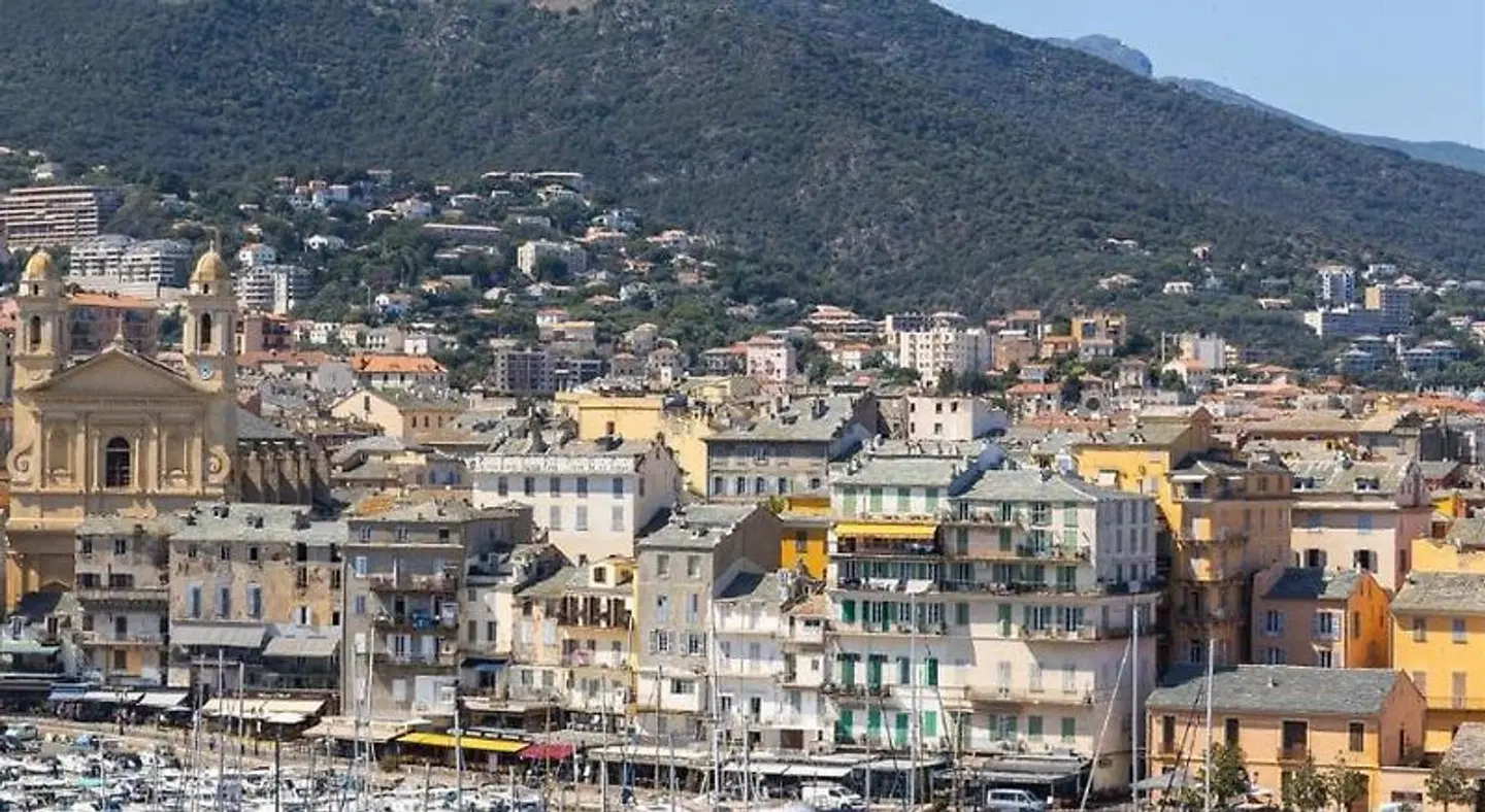 Hôtel Des Gouverneurs LANDSCAPE