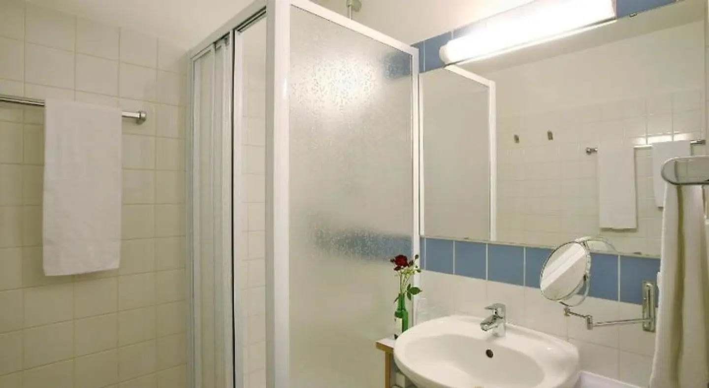 Am Spiegeln dialog.hotel.wien BATHROOM