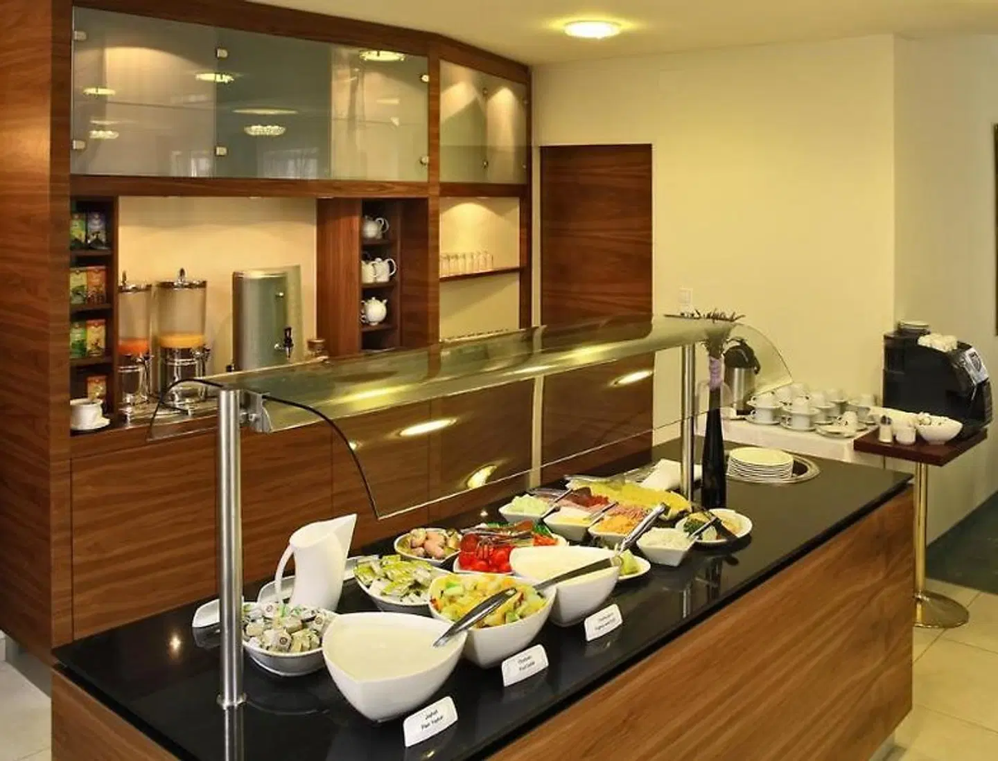 Alpha RESTAURANT