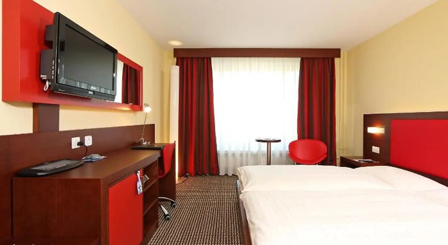 Hotel Conti ROOM_EXAMPLE