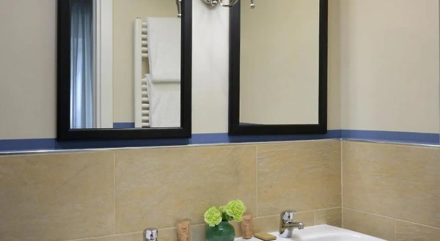 B&B Emozioni Fiorentine BATHROOM