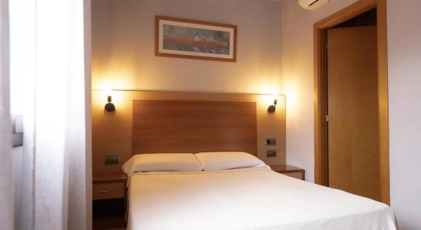 Sant Celoni ROOM_EXAMPLE