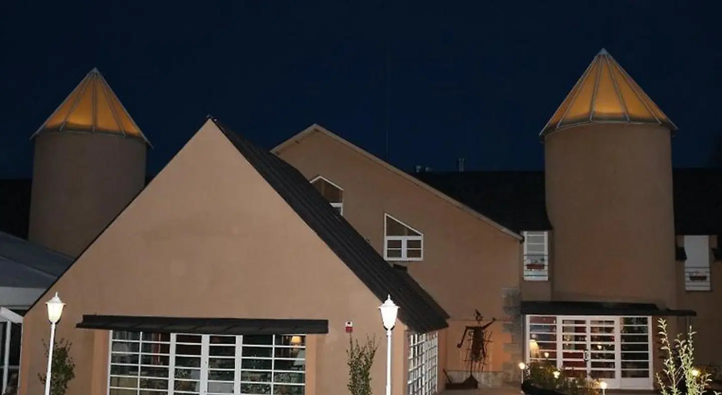 Hotel La Posada De Alameda EXTERIOR