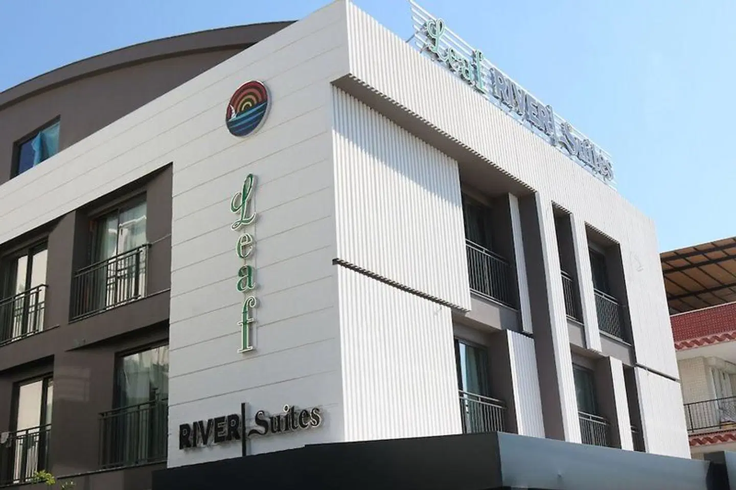 Leaf River Suites EXTERIOR