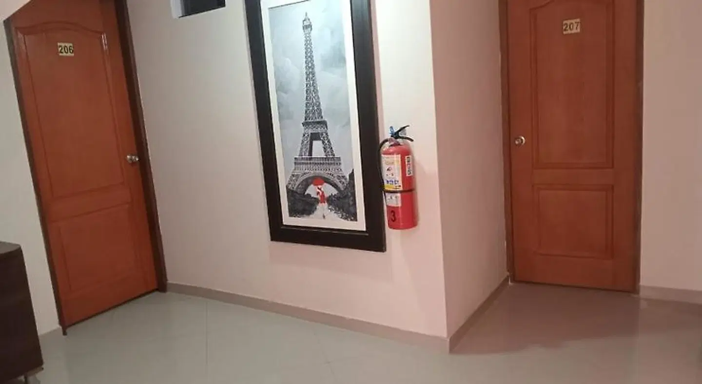 Le Saint-Etienne LOUNGE_LOBBY