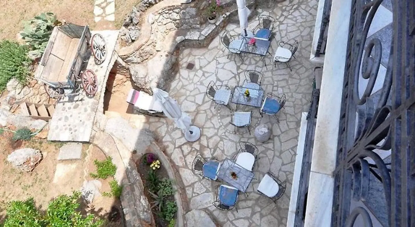 Archontiko Art Hotel BATHROOM