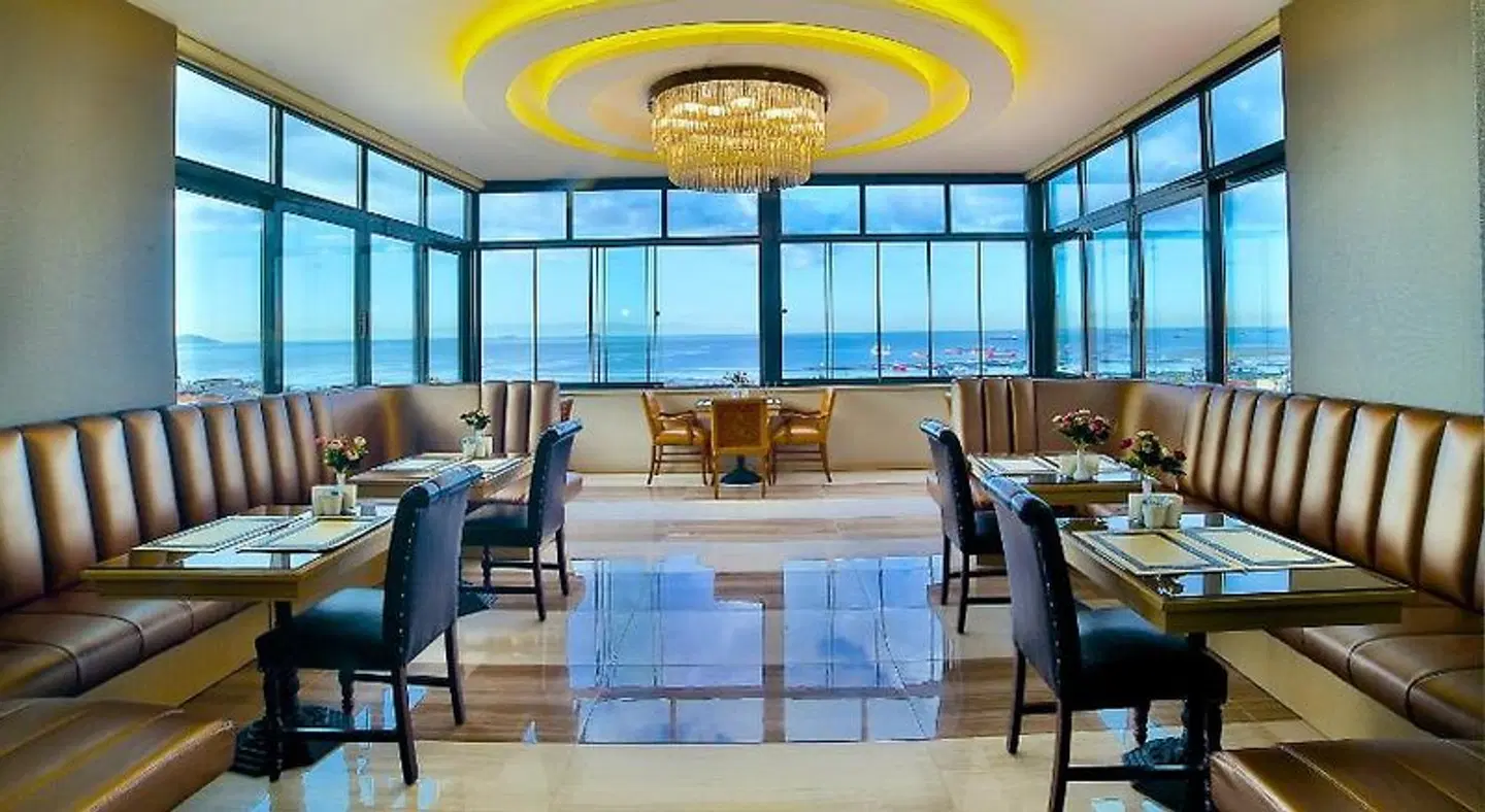 Beethoven Hotel & Suite RESTAURANT
