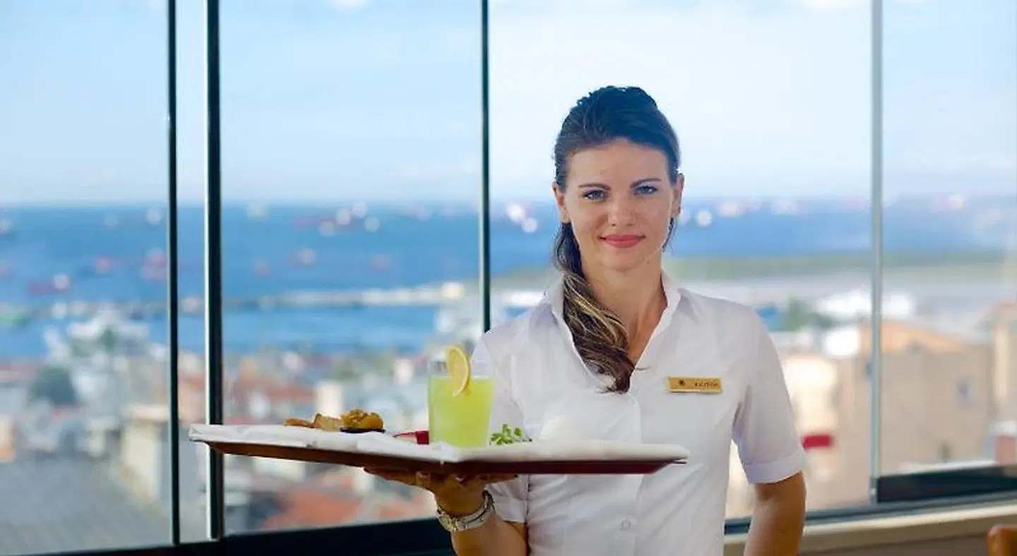 Beethoven Hotel & Suite PEOPLE