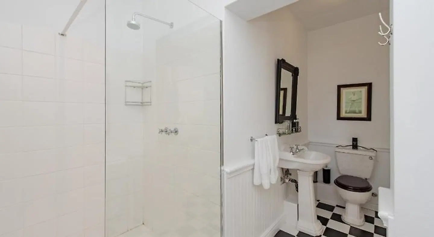 Southern Cross Beach House BATHROOM