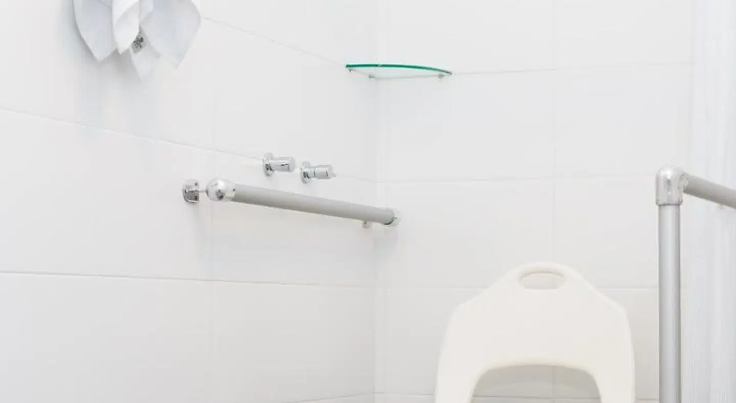 Mariategui Hotel & Suites BATHROOM