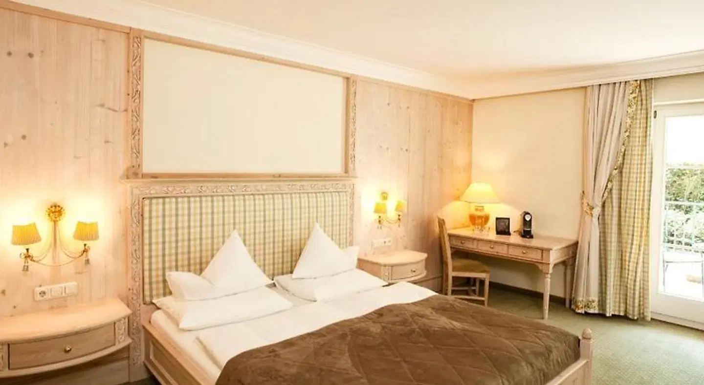 STOCK resort ROOM_EXAMPLE