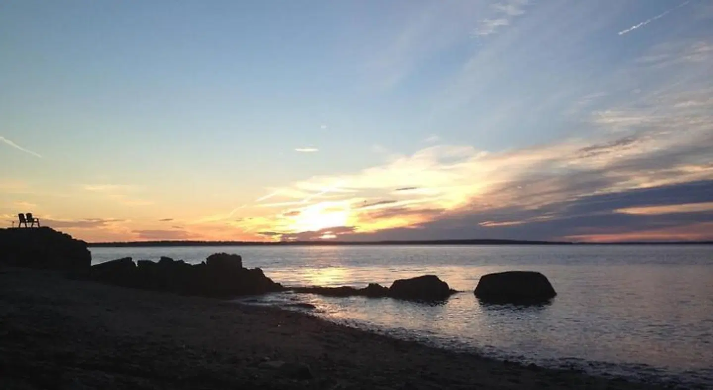 High Tide Inn LANDSCAPE