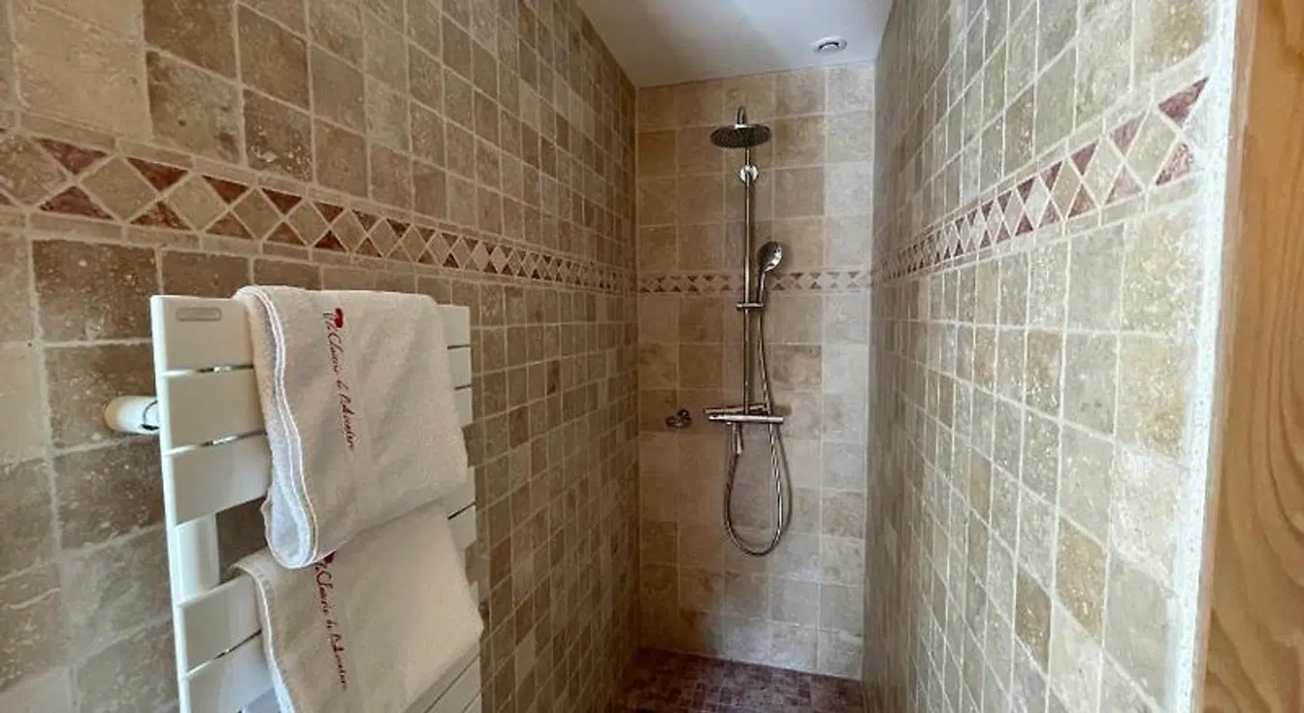 La Closerie de l'Aventure BATHROOM