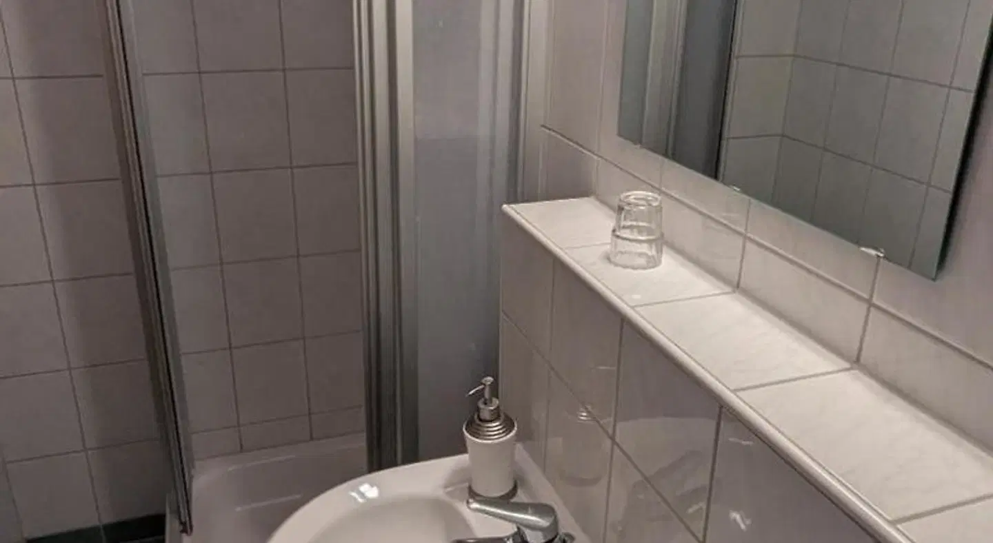 Gasthof Hotel Rose BATHROOM