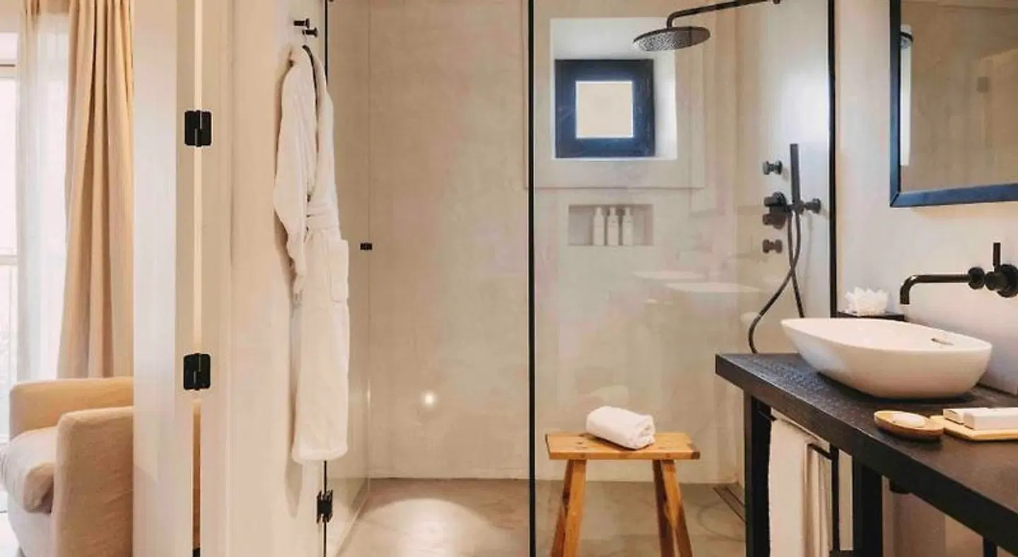 Finca Serena BATHROOM