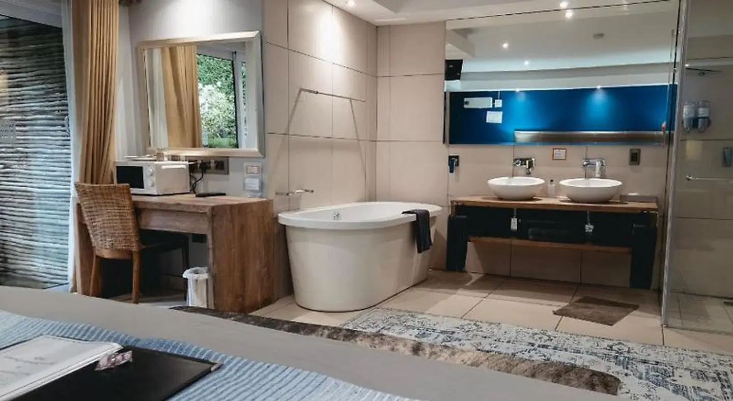 Highveld Splendour Boutique Hotel BATHROOM