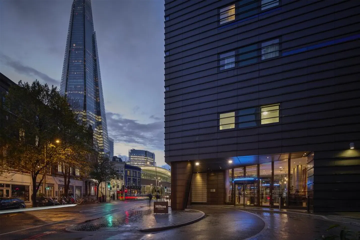 Hilton London Tower Bridge EXTERIOR