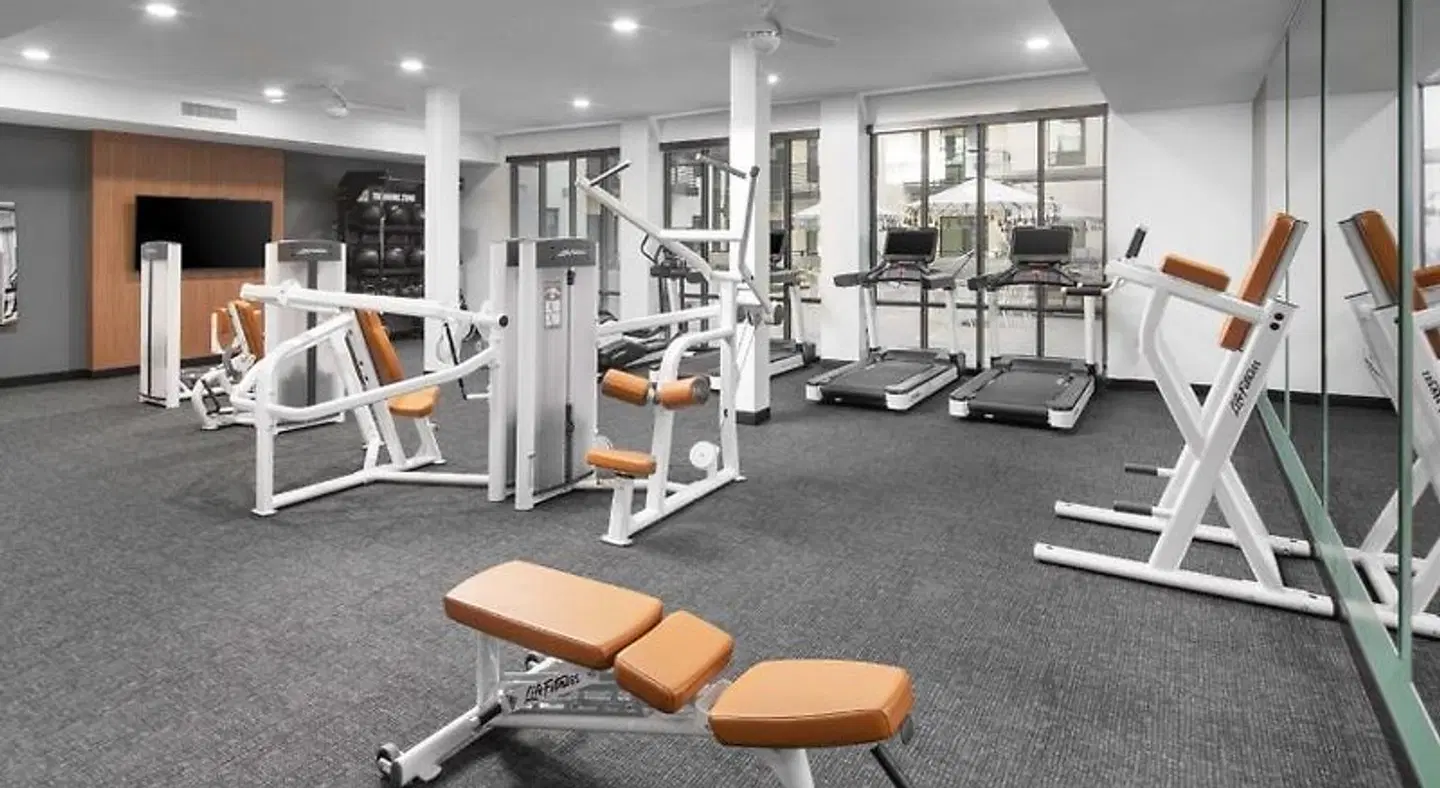 Sentral Old Town SPORTS_AND_LEISURE