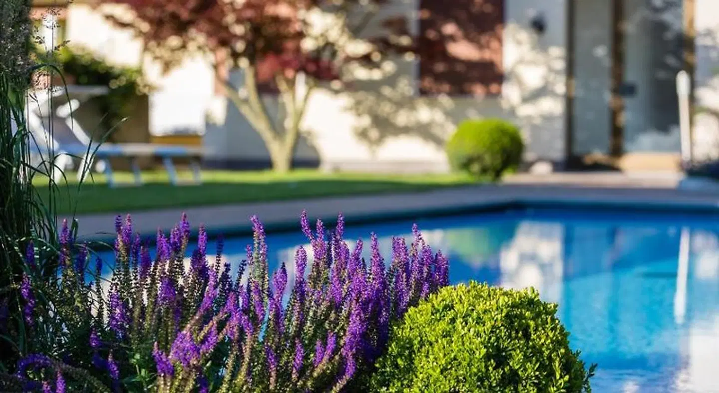 Hotel Untermelz OUTDOOR_POOL