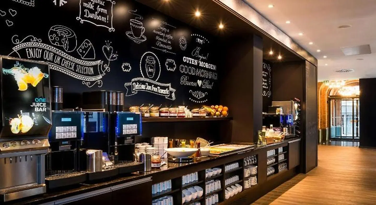 Motel One BAR