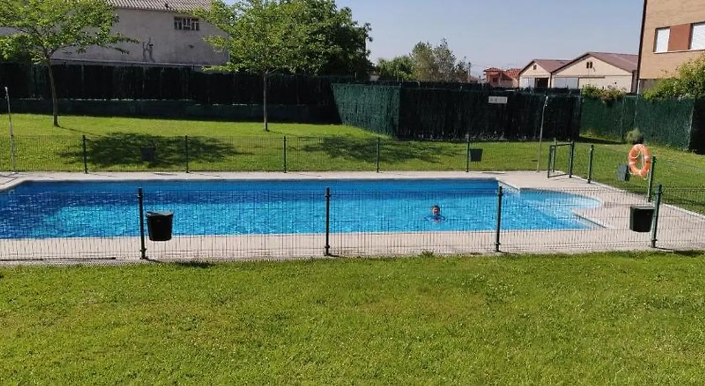 Apartamentos Mirador de Grañon OUTDOOR_POOL