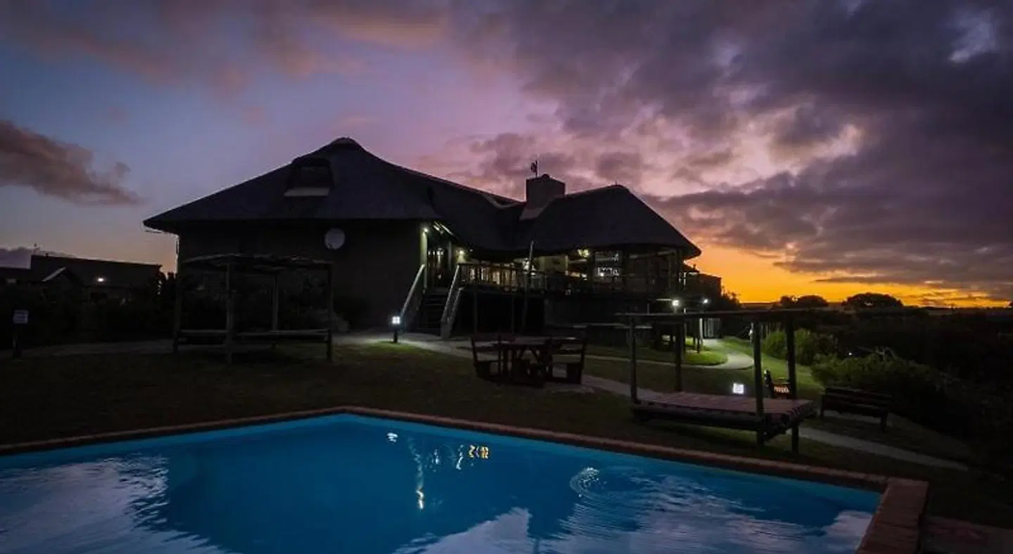 Hartenbos Private Game Lodge OUTDOOR_POOL