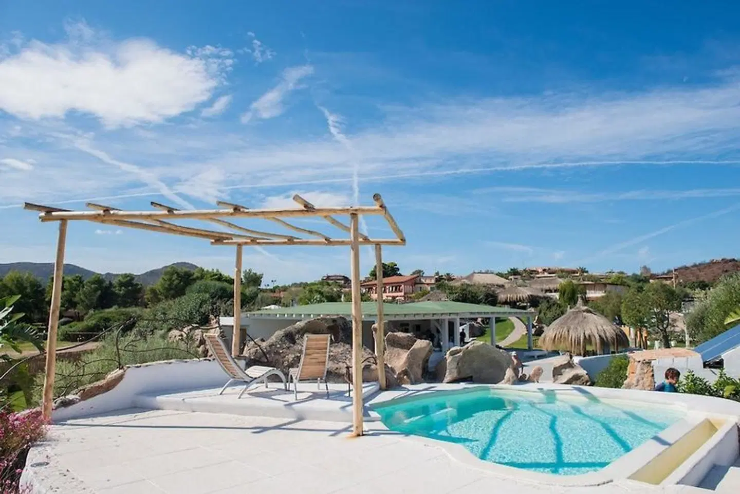 Ollastu OUTDOOR_POOL