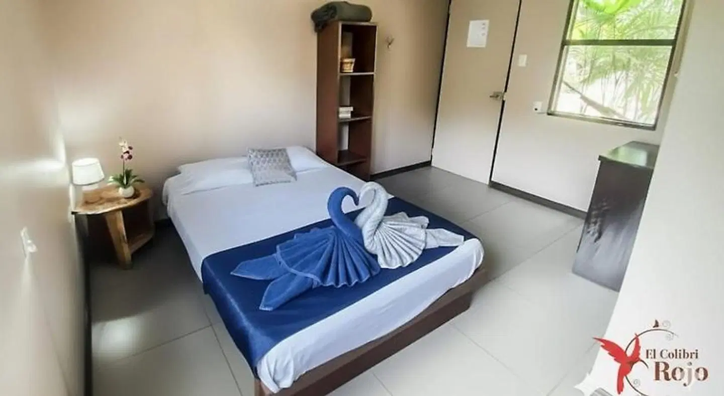 Le Colibri Rouge Hotel Cabinas - El Colibri Rojo ROOM_EXAMPLE