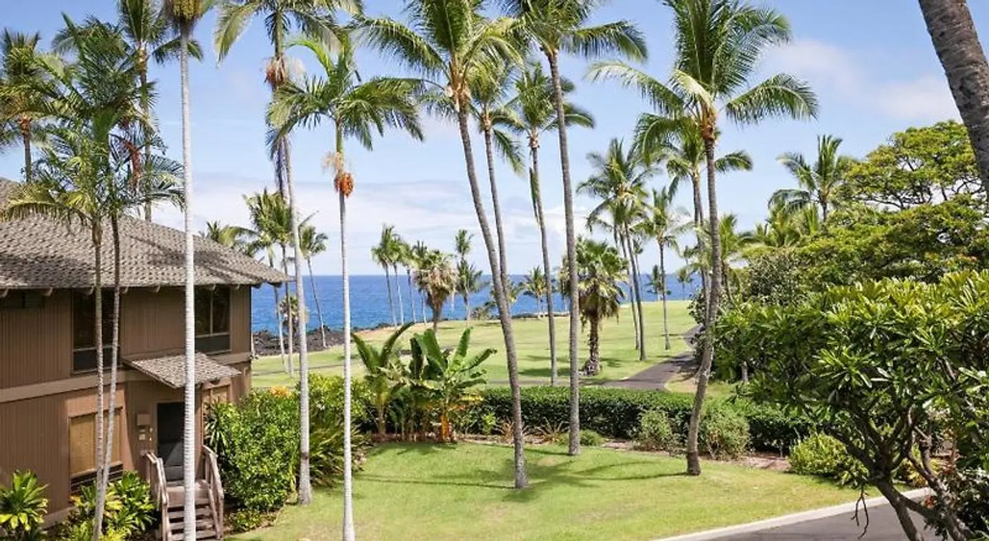 Kanaloa at Kona by Outrigger GARDEN