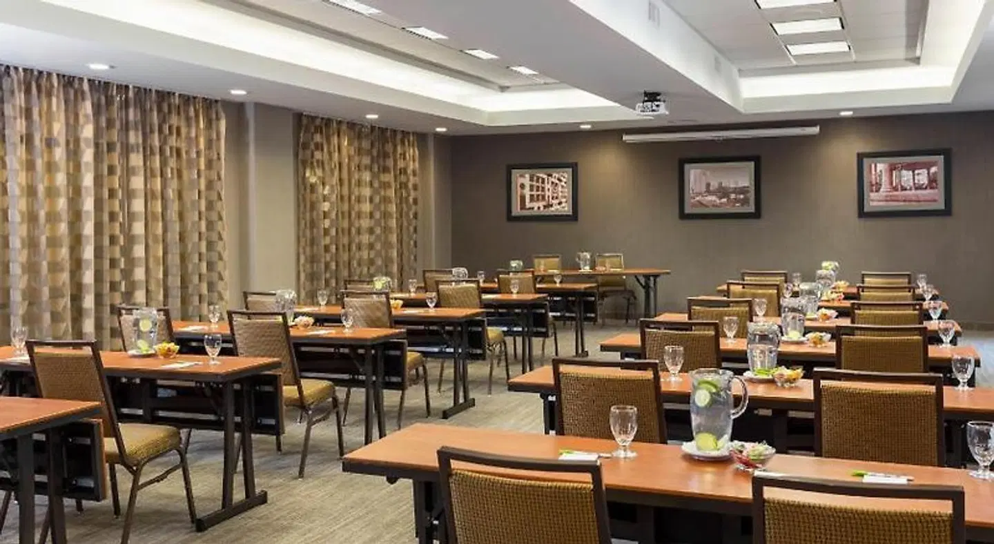 Courtyard by Marriott Boston Natick CONFERENCE