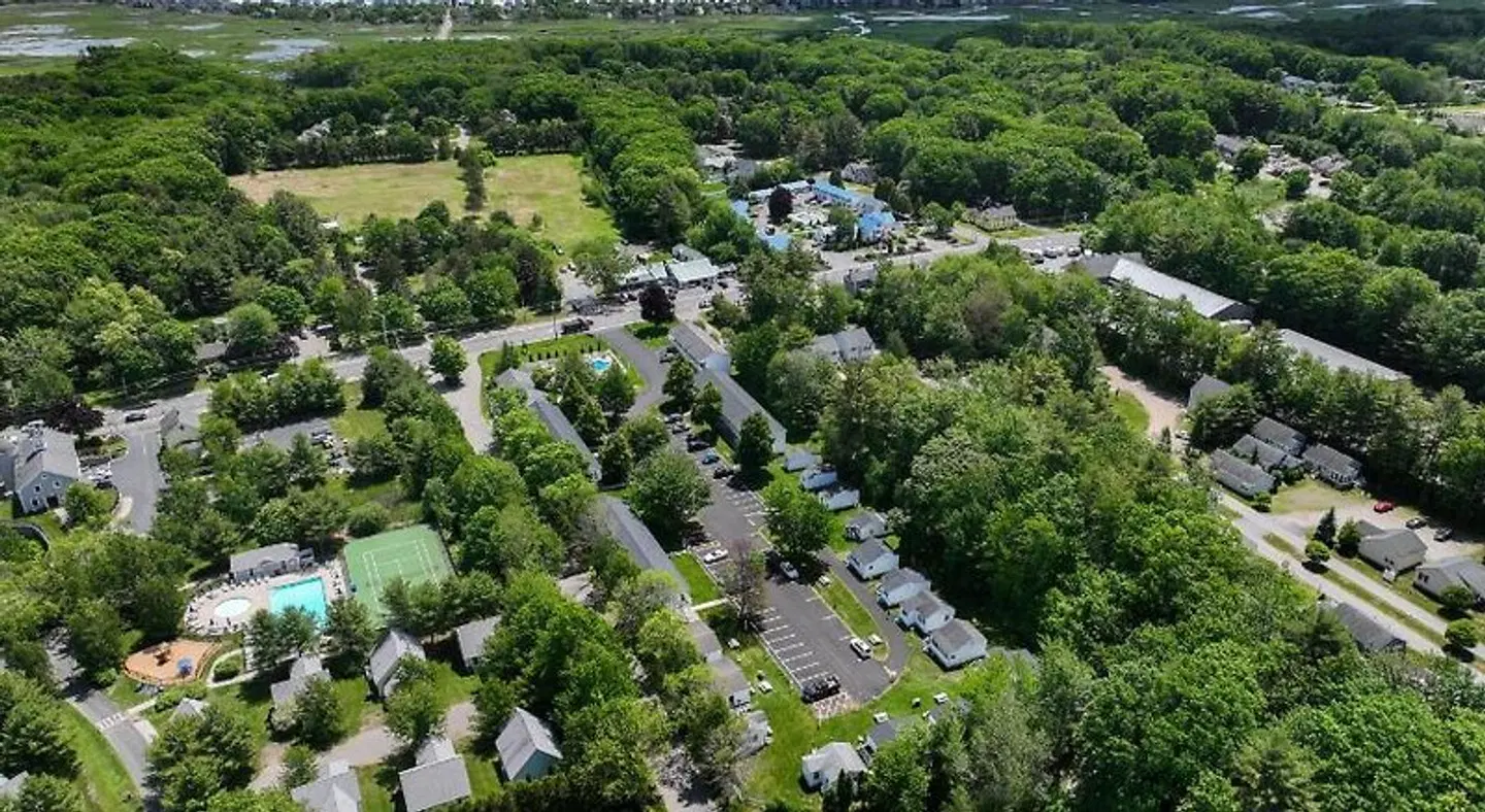 Americas Best Value Inn and Cottages Wells-Ogunquit LANDSCAPE