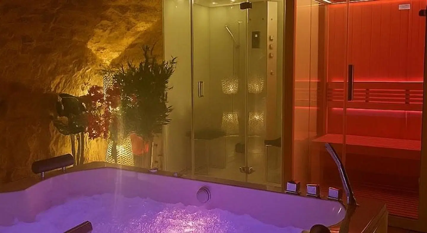 Chateau De La Caze INDOOR_POOL