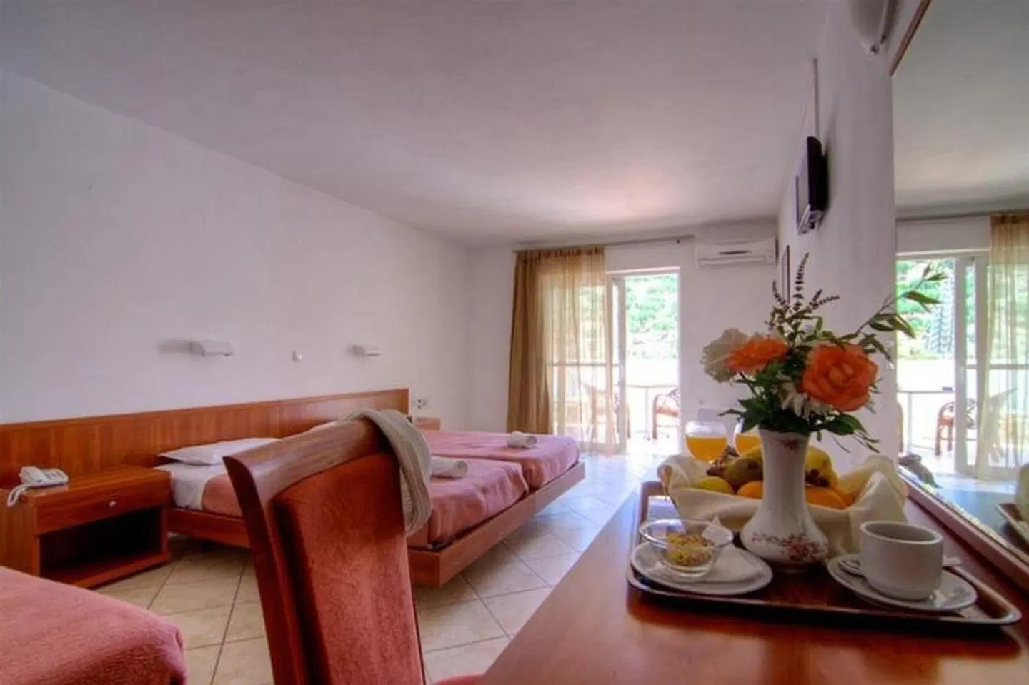 Xidas Garden ROOM_EXAMPLE