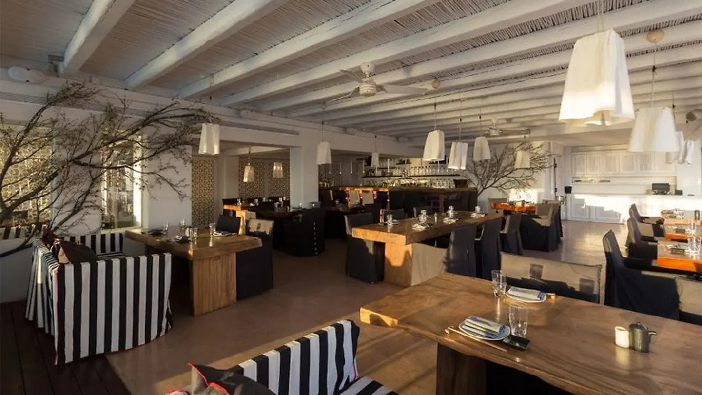 Cavo Tagoo RESTAURANT