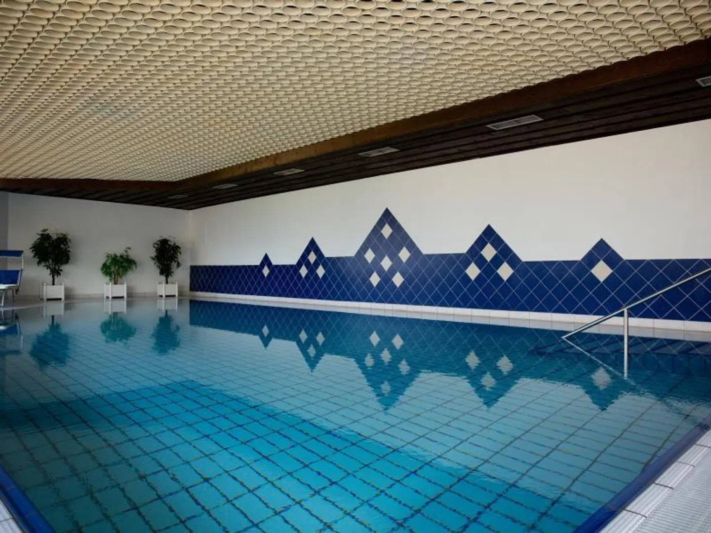 Hotel Bellevue INDOOR_POOL