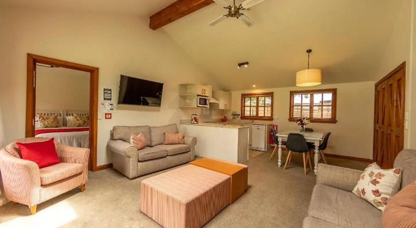 Wanaka Homestead Lodge & Cottages LOUNGE_LOBBY