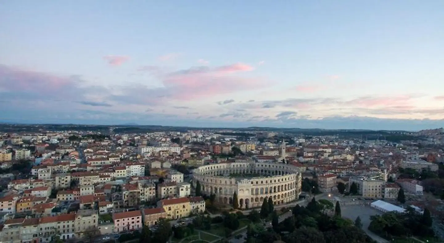 Villa Pineta LANDSCAPE