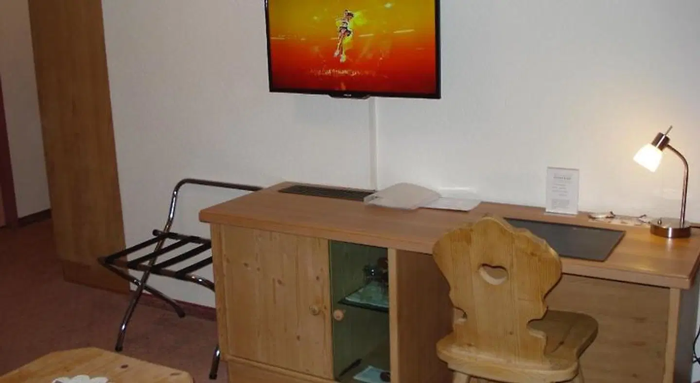Bahnhof ROOM_EXAMPLE