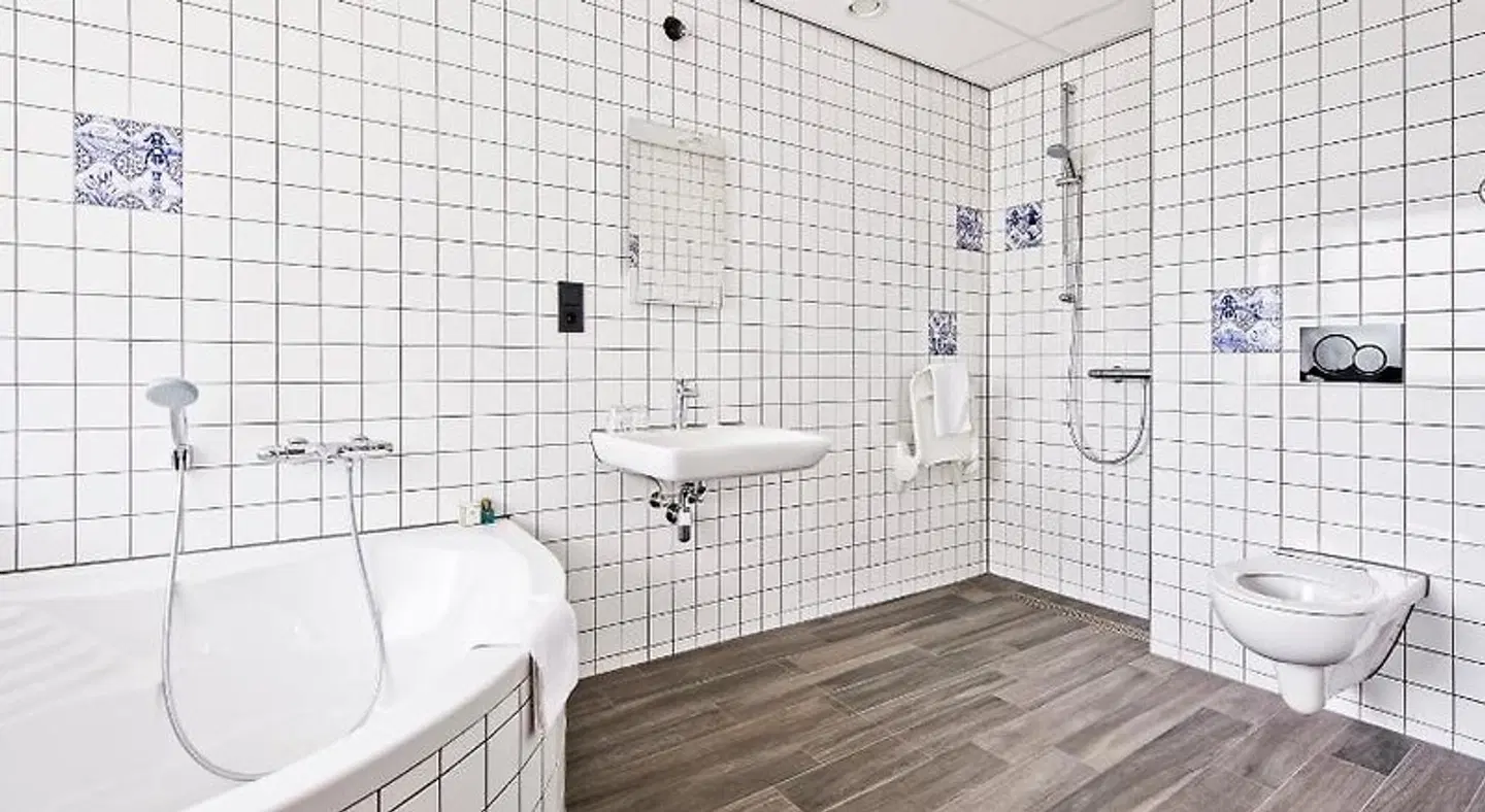 Urban Lodge Hotel MODEL_IMPRESSION