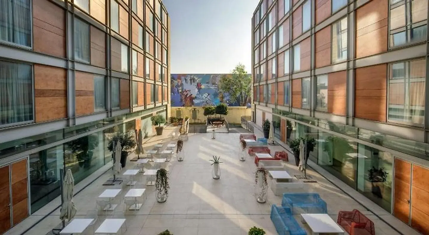 DoubleTree by Hilton Milan TERRACE