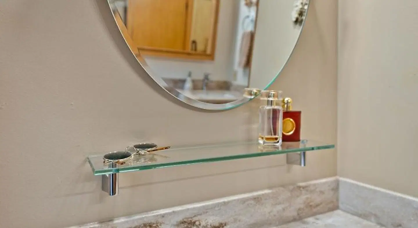 Bear Lake Lodgings B&B BATHROOM