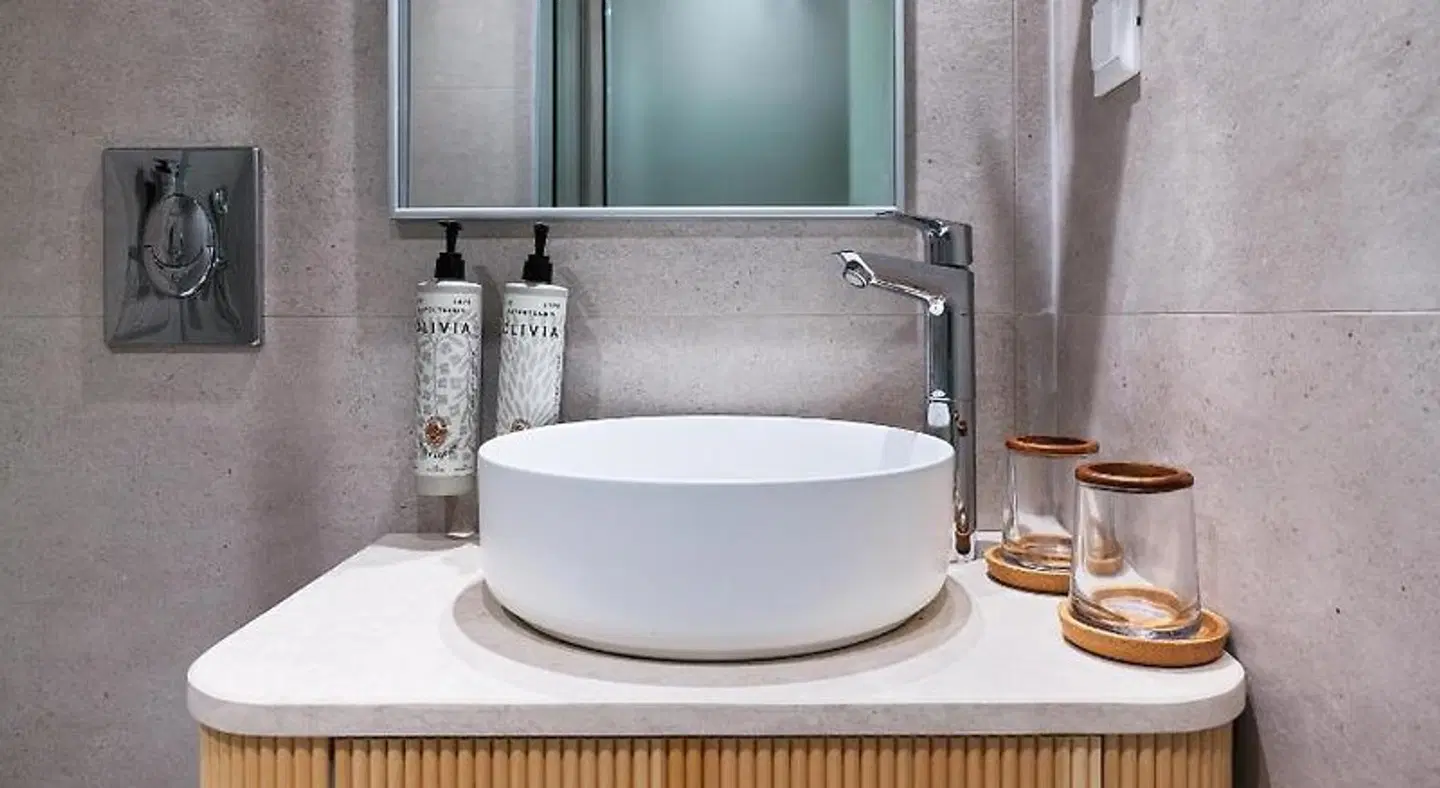 Leonardo Kolymbia Resort BATHROOM