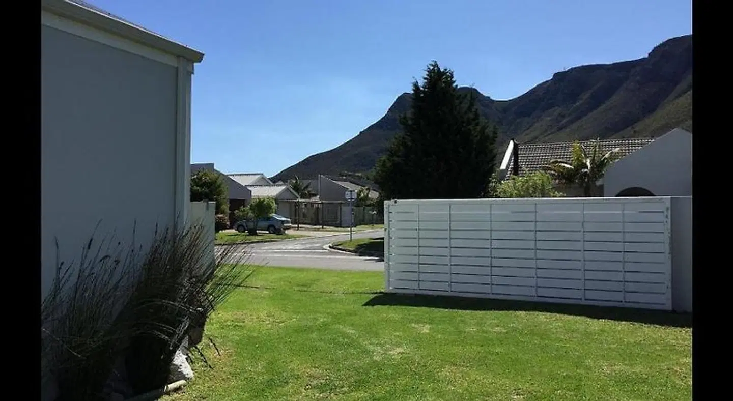 Kleinzee Oceanfront Guesthouse EXTERIOR