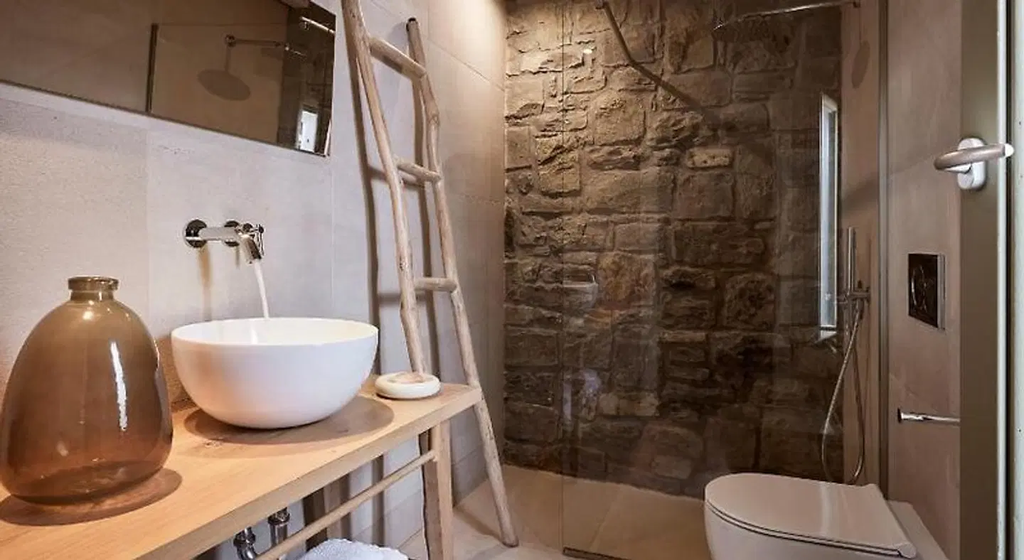 Hotel Milos Resort BATHROOM