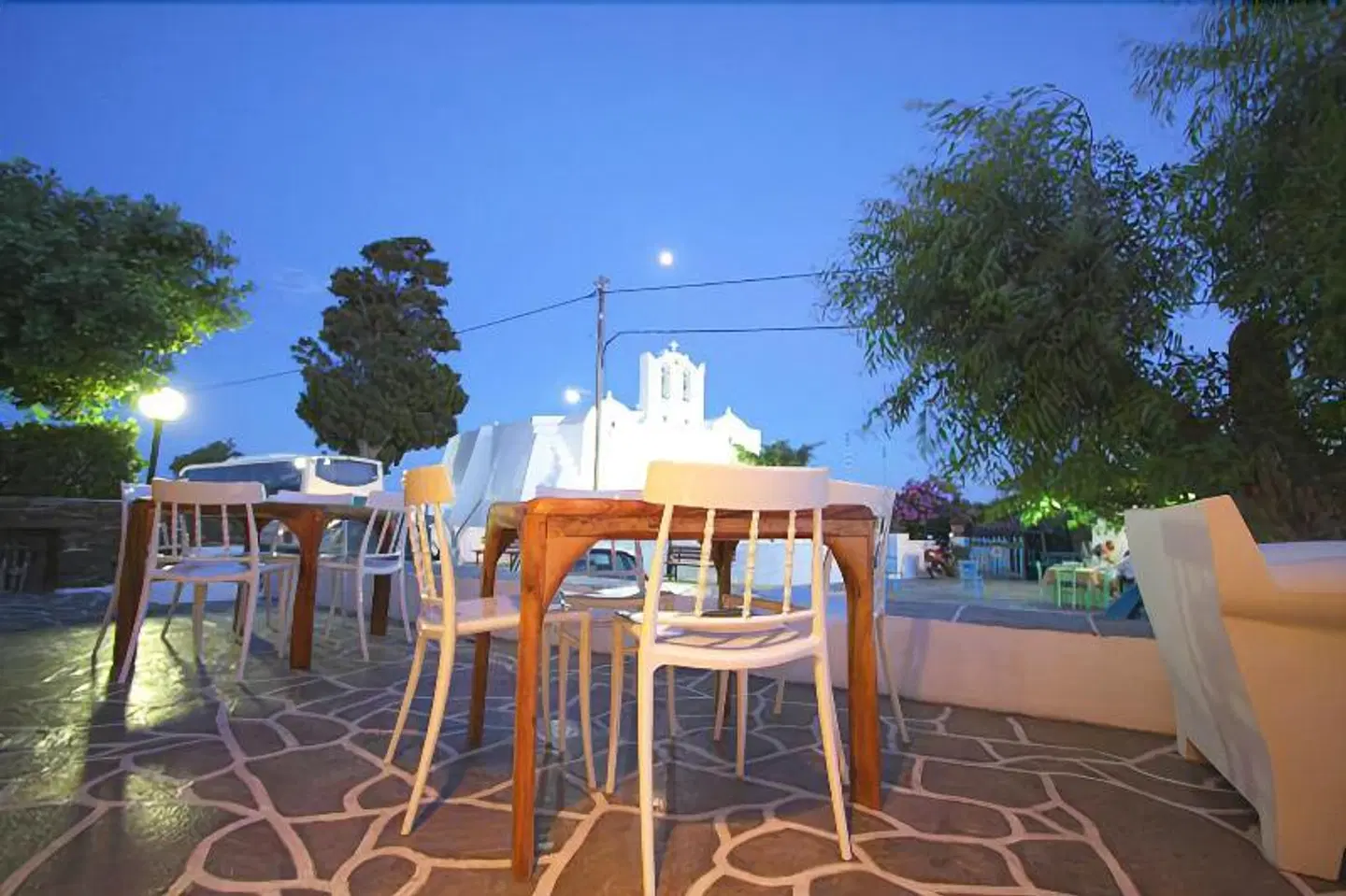 Smaragdi Hotel TERRACE