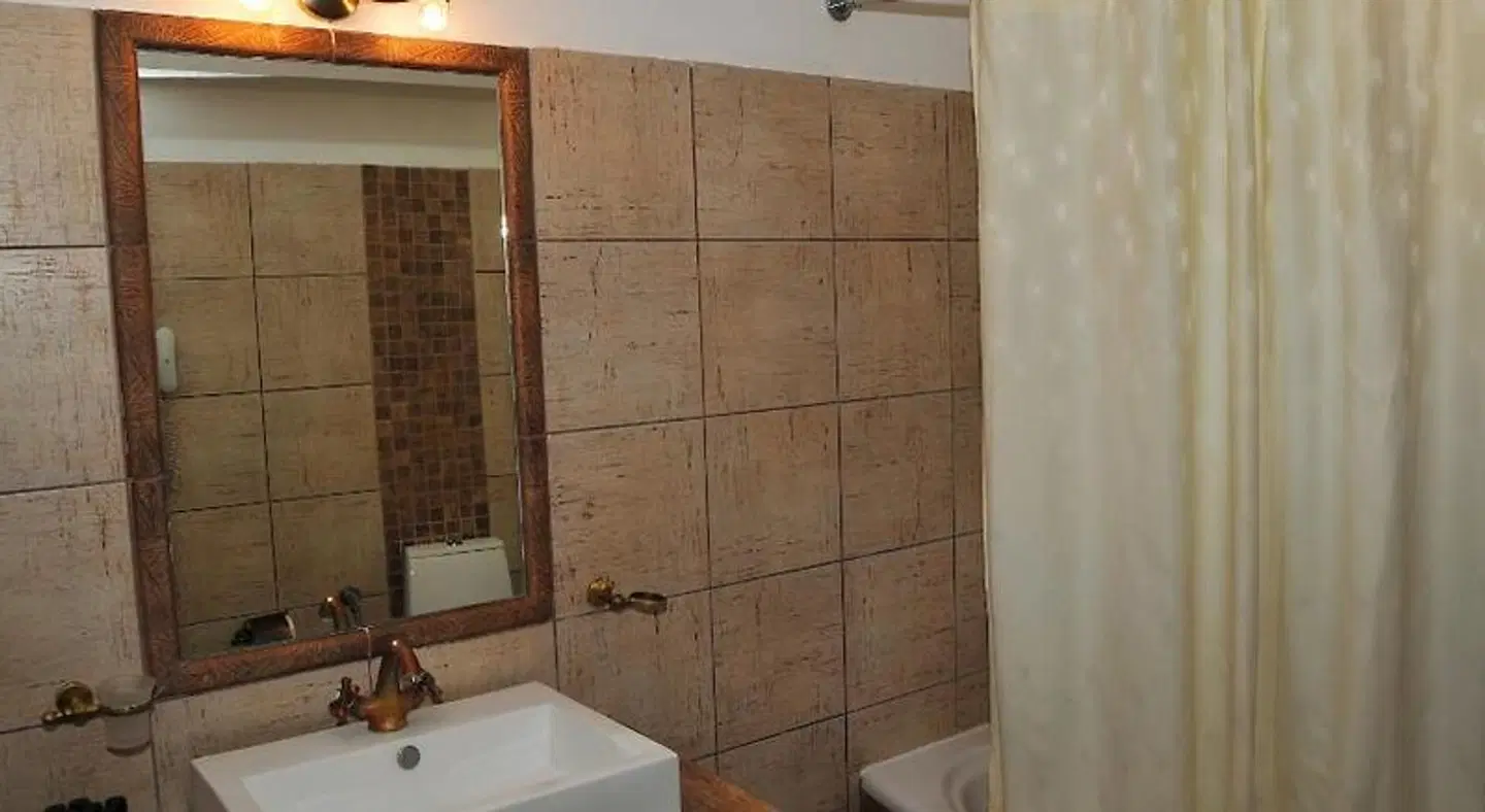 Archontiko Mesochori BATHROOM