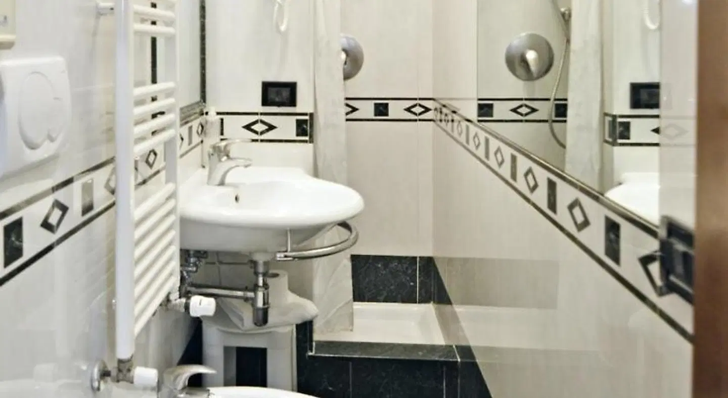 Palazzo Vecchio BATHROOM