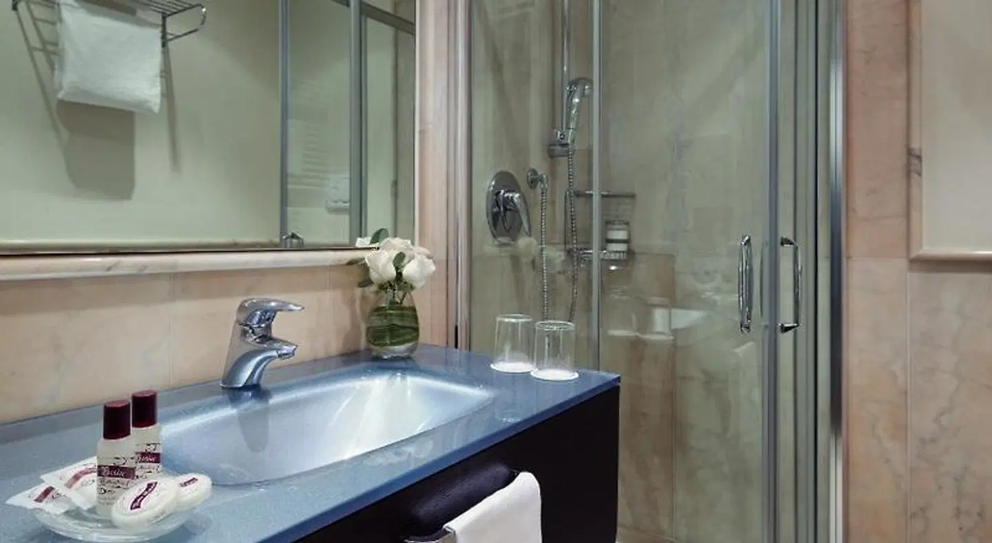 Ca' Del Campo BATHROOM