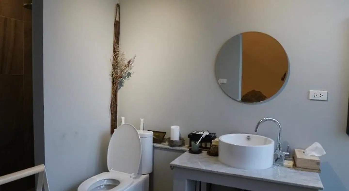 Nhapha Khaoyai Resort BATHROOM